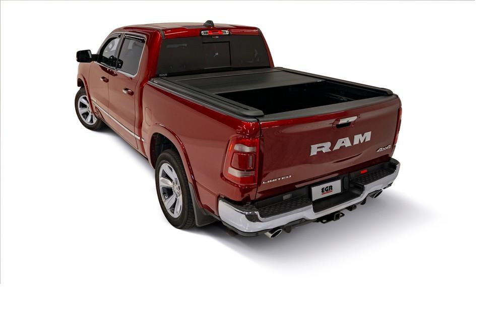 EGR Tonneau Cover, Rolltrac, Hard Power Retractable, Standard Profile, Textured Powder Coated Matte Black, Aluminum, Remote Control Lock – RT038811E