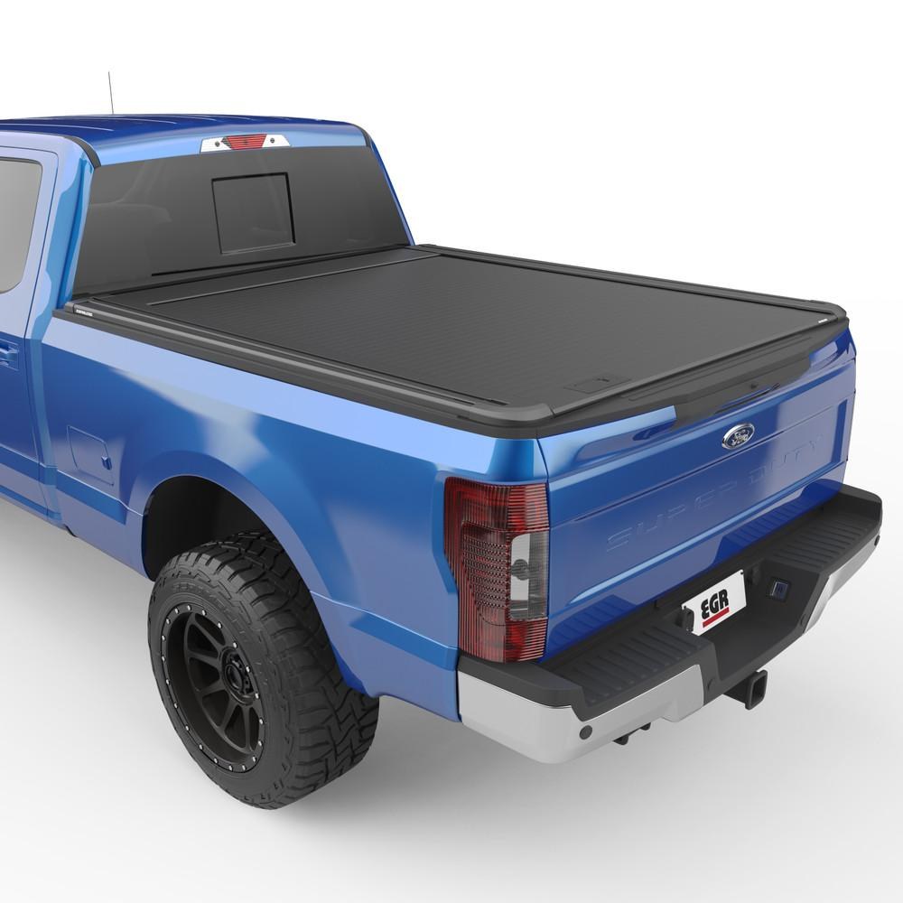 EGR Tonneau Cover, Rolltrac, Hard Manual Retractable, Standard Profile, Textured Powder Coated Matte Black, Aluminum, Key Lock – RT040031ML