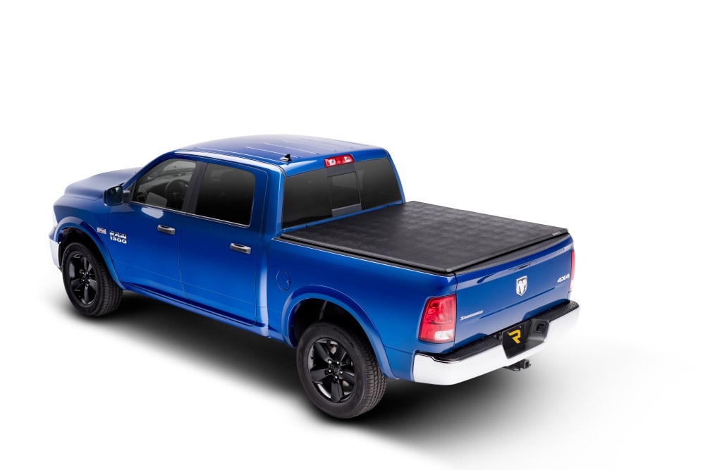 Extang Tonneau Cover, Trifecta™ 2.0, Soft Folding, 2 Folds/ 3 Panels, Not Hinged IN Front, Lockable Via Tailgate Lock, Black, Vinyl – 92570