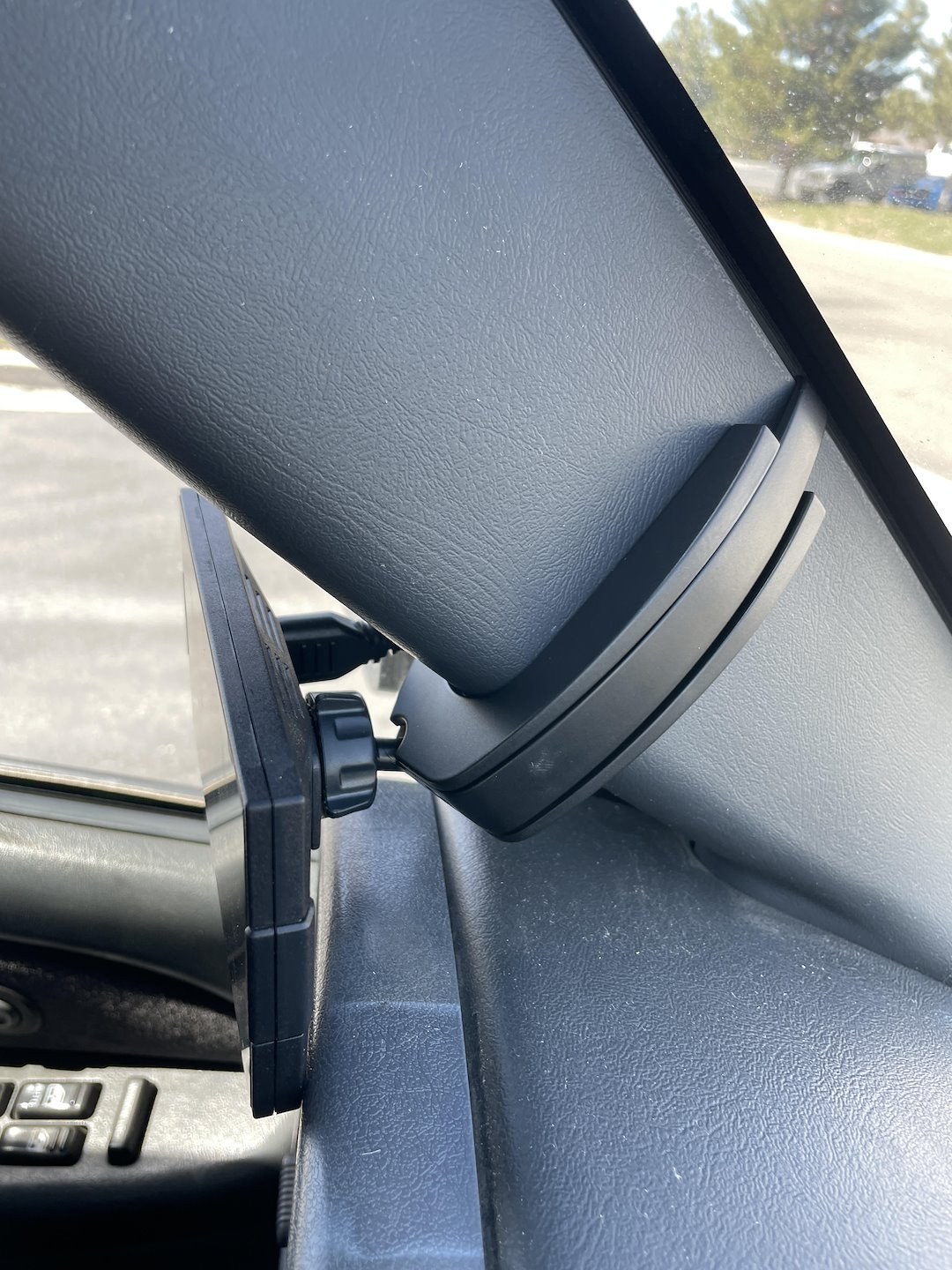 Edge Performance Gauge/ Monitor Mount, For Use with CTS3/ Insight/ Evolution/ Juice/ Older Models of CTS2 and CS2 Devices – 28602