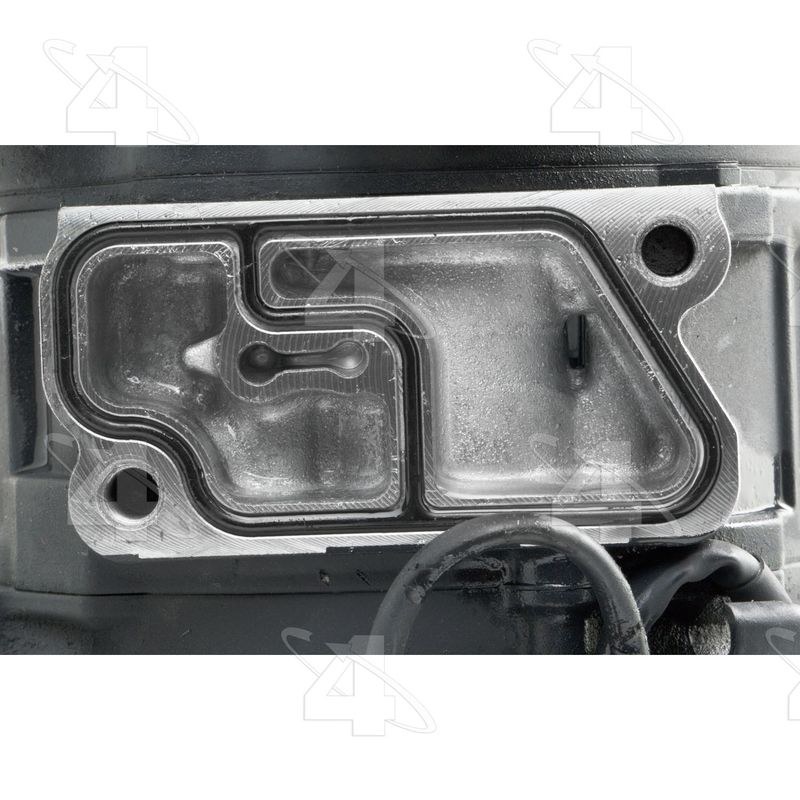 Four Seasons Air Conditioner Compressor, Remanufactured with Clutch, For Use with TSB19C Compressor – 157369