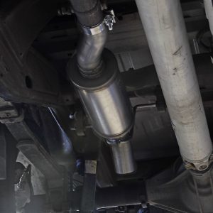 Flowmaster Exhaust System Kit, Flowfx Extreme Cat-Back System, 409 Stainless Steel, With Muffler, 3 Inch Pipe Diameter – 717976