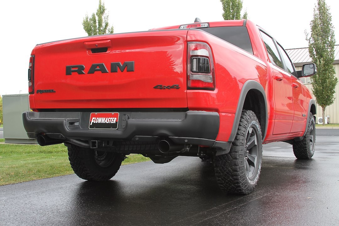 Flowmaster Exhaust System Kit, Outlaw ® Cat-Back System, 409S Stainless Steel, With Muffler, 3 Inch Pipe Diameter – 817936