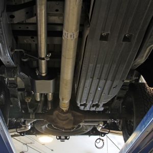 Flowmaster Exhaust System Kit, American Thunder ® Cat Back System, 409S Stainless Steel, With Black Muffler – 817979