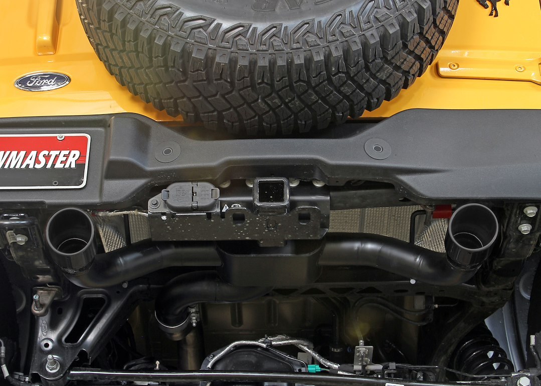 Flowmaster Exhaust System Kit, Outlaw Axle Back System, Stainless Steel, With Muffler, 3 Inch Pipe Diameter, Single Exhaust with Dual Exit – 818120