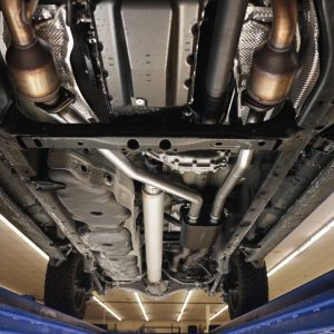 Flowmaster Exhaust System Kit, Outlaw Extreme Cat Back System, 409 Stainless Steel, With Muffler, 2-1/2 Inch Pipe Diameter – 818139