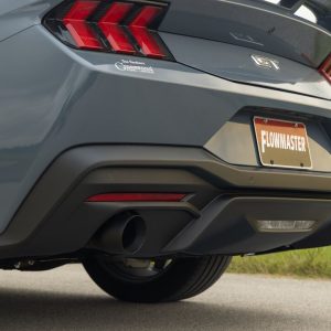 Flowmaster Exhaust System Kit, Outlaw Axle Back System, Stainless Steel, With Mufflers, 3 Inch Pipe Diameter, Dual Exhaust with Dual Exit – 818160