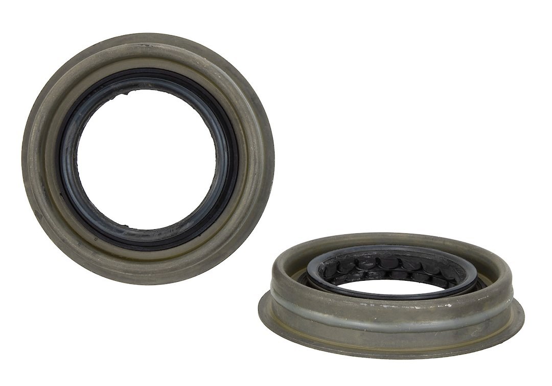 Ford Wheel Bearing, With 2 Outer Axle Shaft Bearings and Seals – M-1225-B1