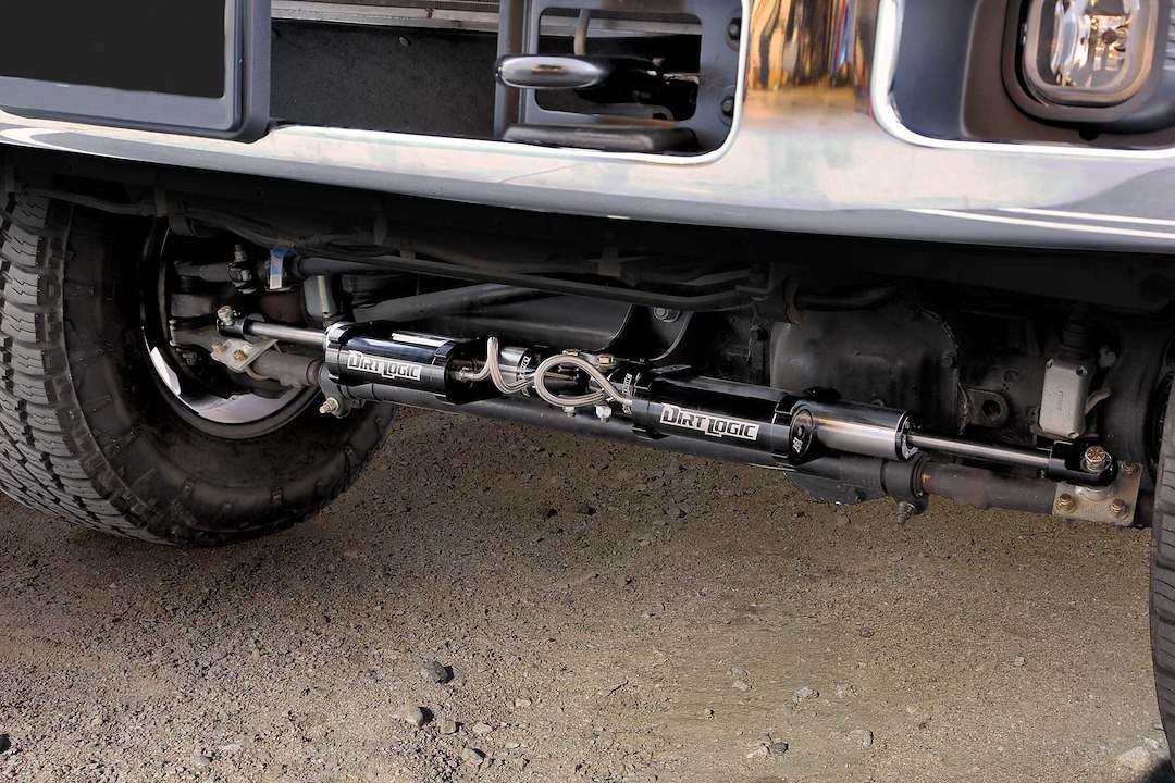 Fabtech Steering Stabilizer, Dirt Logic, Dual, With Remote Reservoir, With Mounting Brackets, Set of 2 – FTS221162