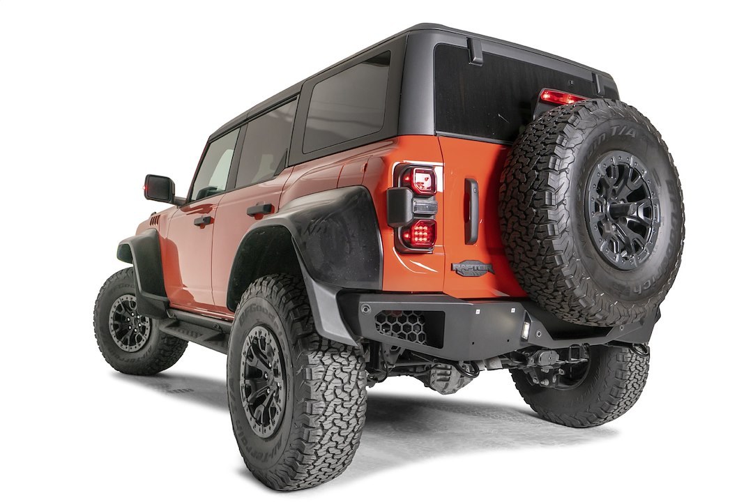 Fab Fours Bumper, Vengeance, One Piece Design, With Two 3 Inch Cube LED Fog Light Cutouts, With OEM Receiver Hitch – BR22-E5751-1