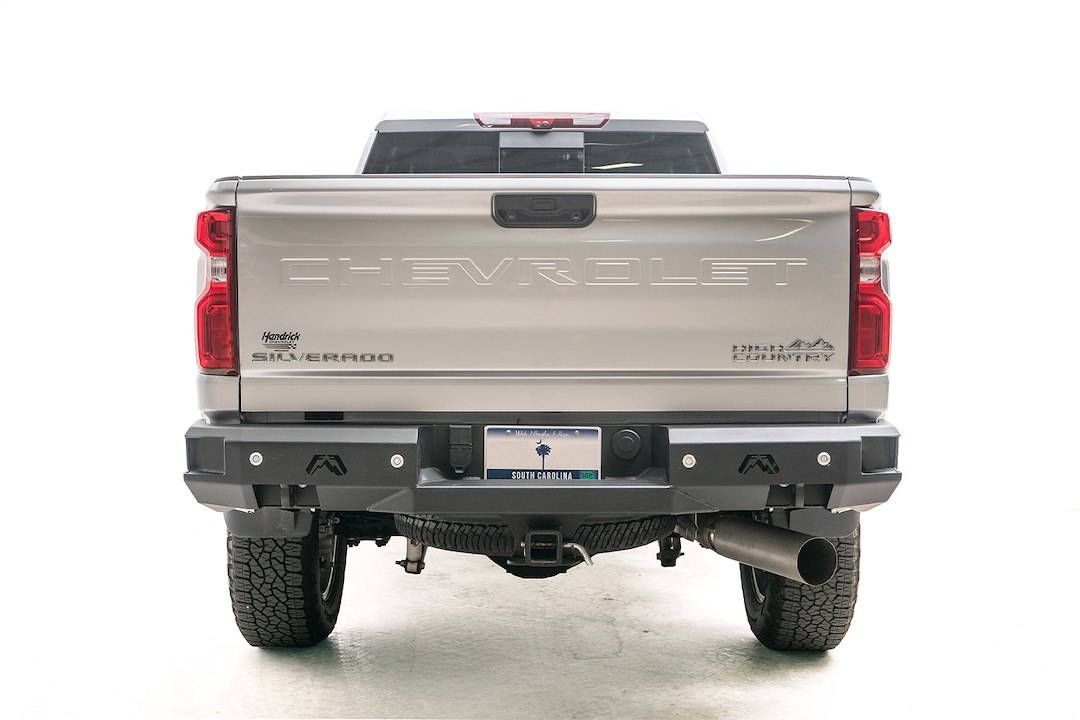 Fab Fours Bumper, Premium, One Piece Design, Mounting Hardware Included, With 3/4 Inch D-Ring Recovery Points – CH20-W4951-1