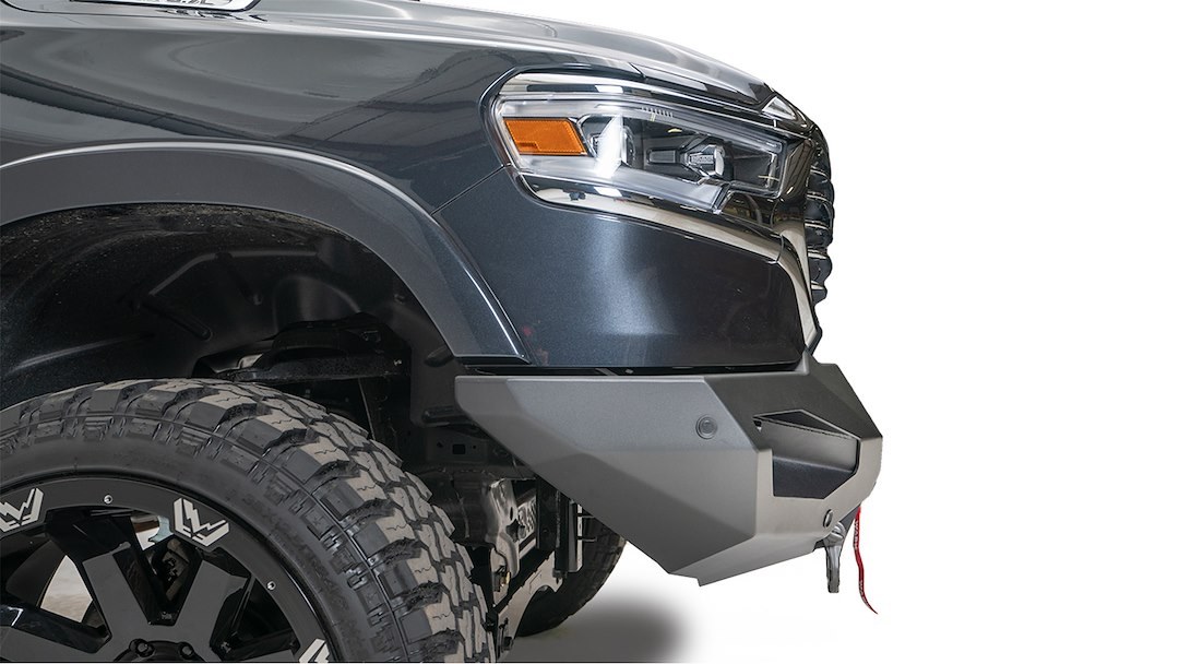 Fab Fours Bumper, Matrix Series, One Piece Design, Mounting Hardware Included, Without Grille Guard – DR10-X2951-1