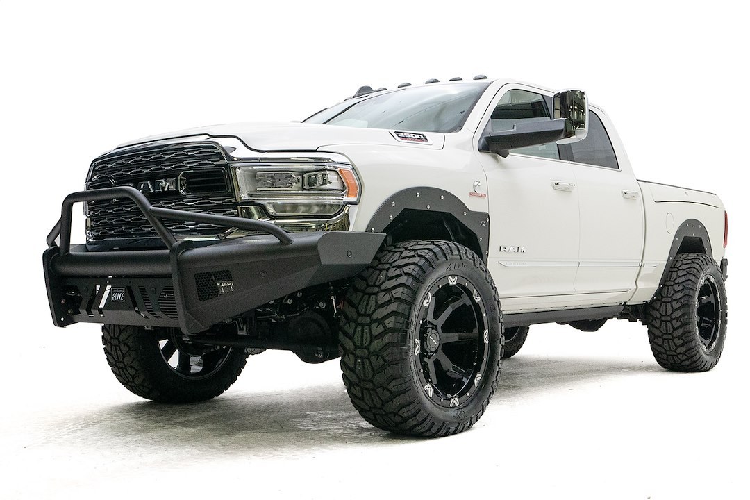 Fab Fours Bumper, Black Steel Elite, One Piece Design, Mounting Hardware Included, With Pre-Runner Guard, Without Winch Mount – DR19-Q4462-1