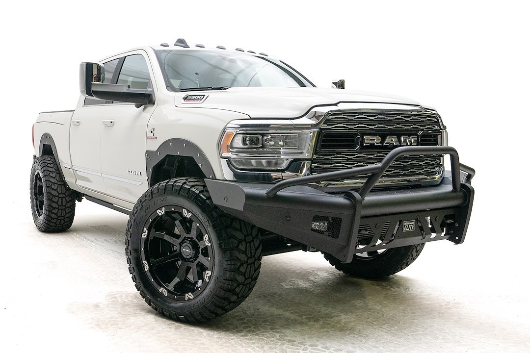 Fab Fours Bumper, Black Steel Elite, One Piece Design, Mounting Hardware Included, With Pre-Runner Guard, Without Winch Mount – DR19-Q4462-1