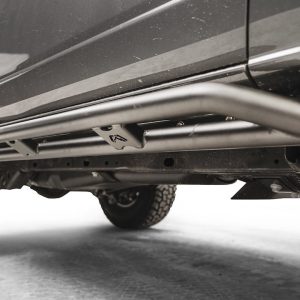 Fab Fours Rocker Panel Guard, Rock Slider, Tubular, Powder Coated, Black, Steel – FB21-G5251-1
