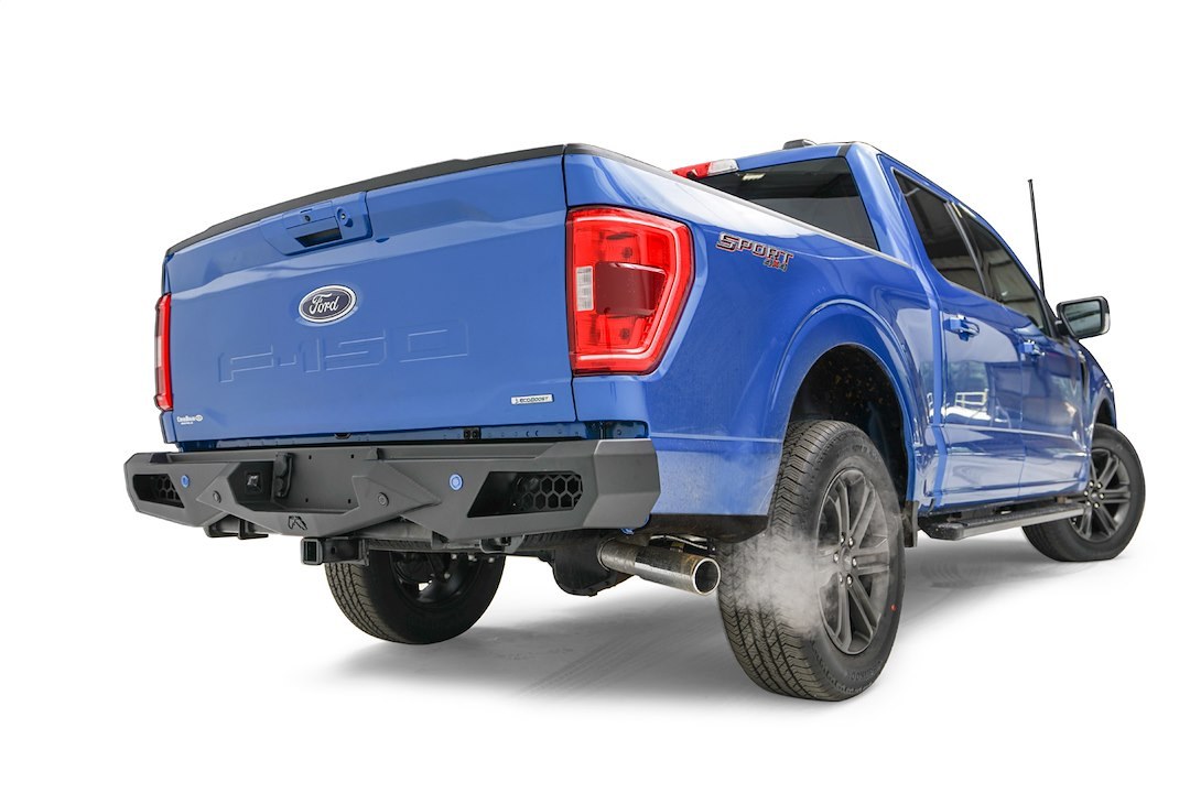 Fab Fours Bumper, Vengeance, One Piece Design, Mounting Hardware Included, Without Grille Guard, Without Winch Mount, Without Tow Hooks – FF21-E5051-1