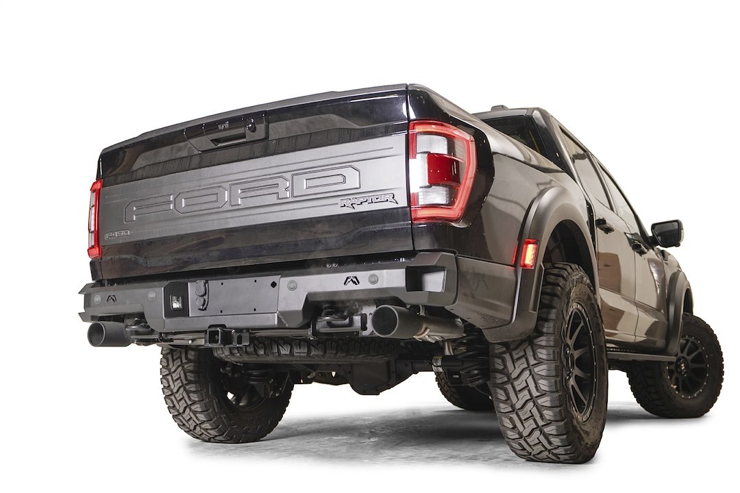 Fab Fours Bumper, Premium, One Piece Design, Mounting Hardware Included, Retains Factory Tow Hooks, Compatible with OEM Receiver Hitch – FR21-W5351-1