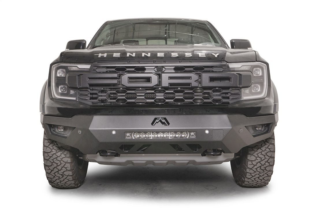 Fab Fours Bumper, Vengeance, One Piece Design, With Mounts for 20 Inch Light Bar, Without Grill Guard – FR24-D6451-1