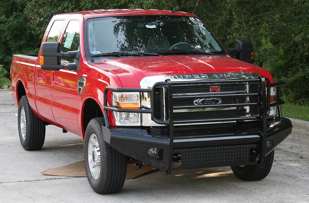 Fab Fours Bumper, Black Steel, One Piece Design, Mounting Hardware Included, With Grille Guard, Without Winch Mount, With Tow Hooks – FS08-S1960-1