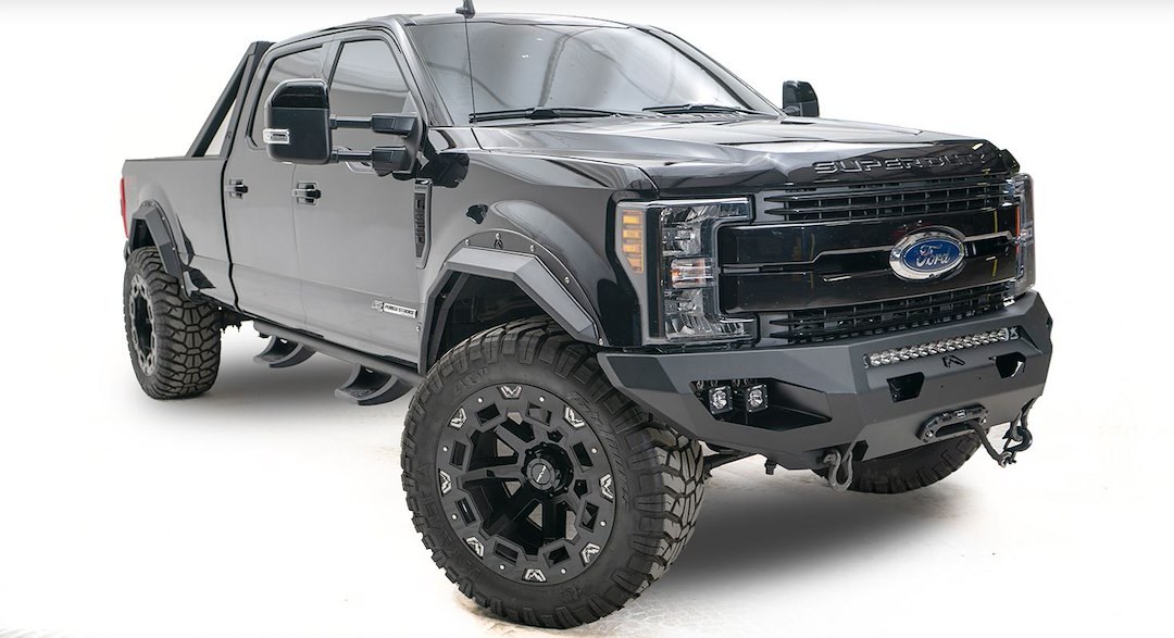 Fab Fours Bumper, Matrix Series, One Piece Design, Mounting Hardware Included, Without Grille Guard – FS17-X4151-1