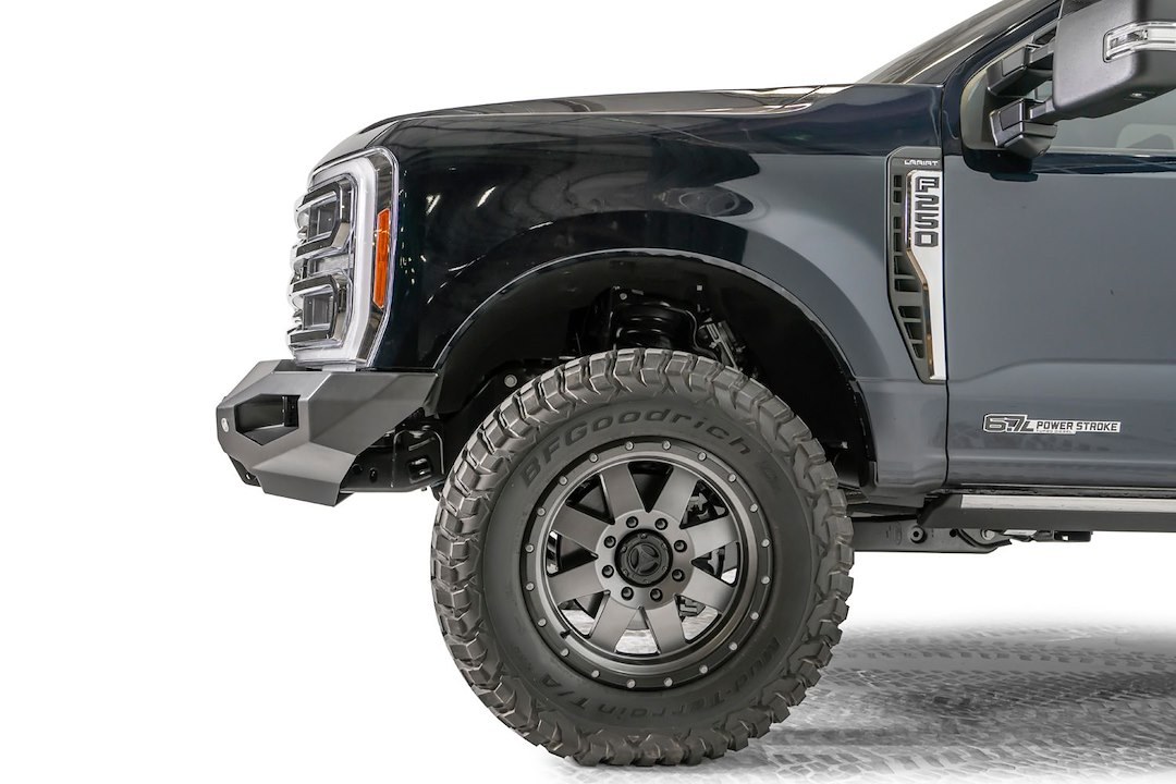 Fab Fours Bumper, Matrix Series, One Piece Design, Mounting Hardware Included, Without Grille Guard – FS23-X5951-1
