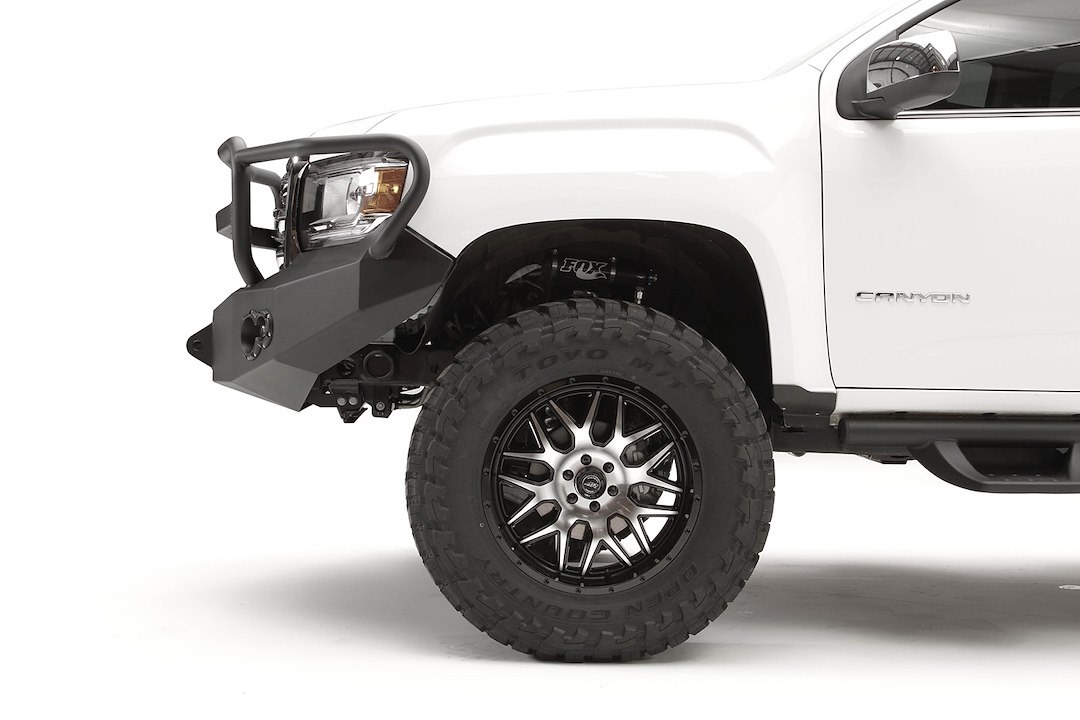 Fab Fours Bumper, Premium, One Piece Design, Mounting Hardware Included, With Grille Guard, With Internal Winch Mount – GC15-H3450-1