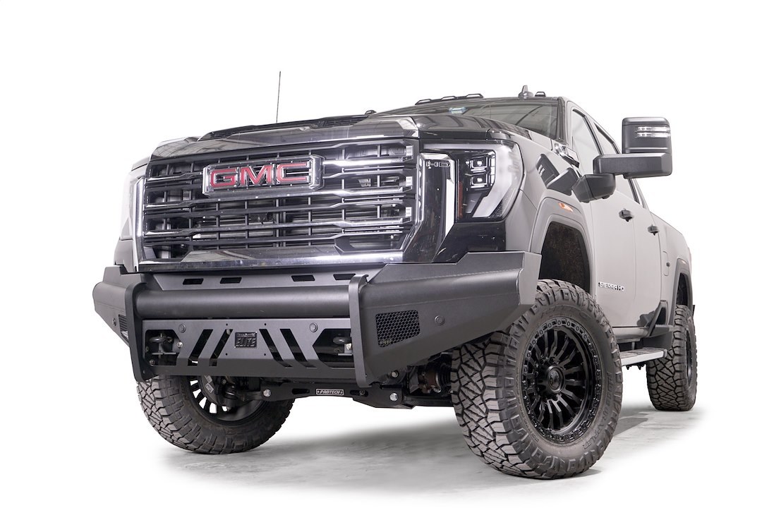Fab Fours Bumper, Elite, One Piece Design, Mounting Hardware Included, Without Grille Guard, With Bolt-On Tow Hooks – GM24-Q6261-1