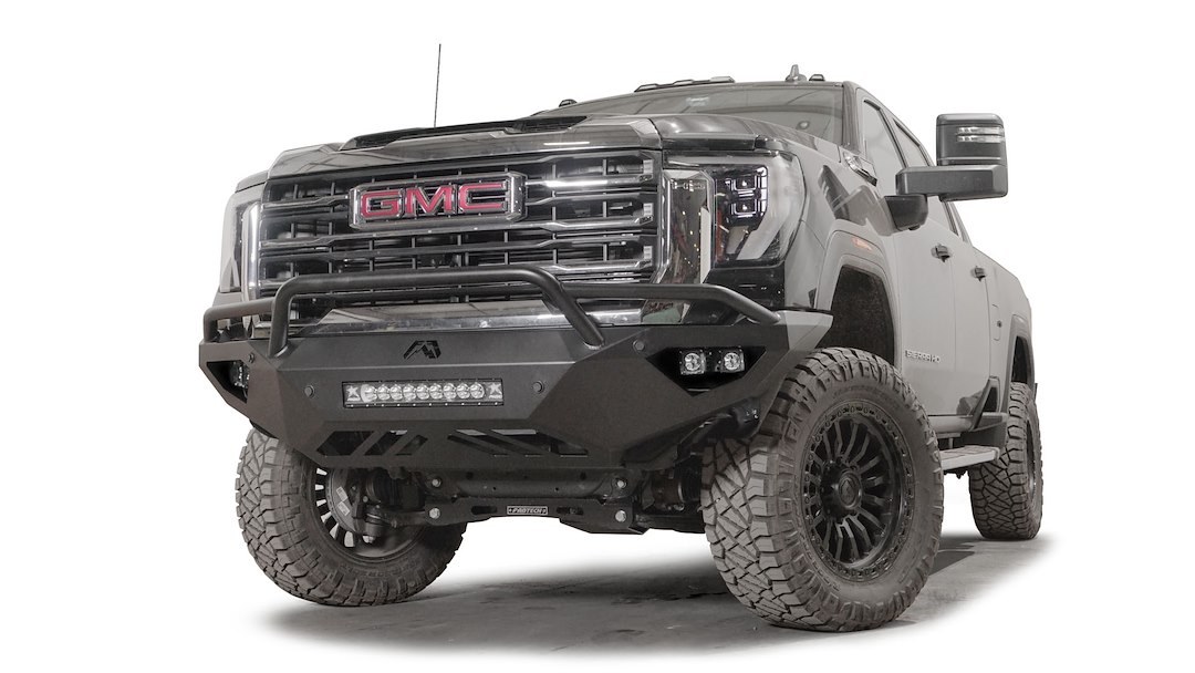 Fab Fours Bumper, Vengeance, One Piece Design, Mounting Hardware Included, With Pre-Runner Guard, Without Winch Mount – GM24-V6252-1