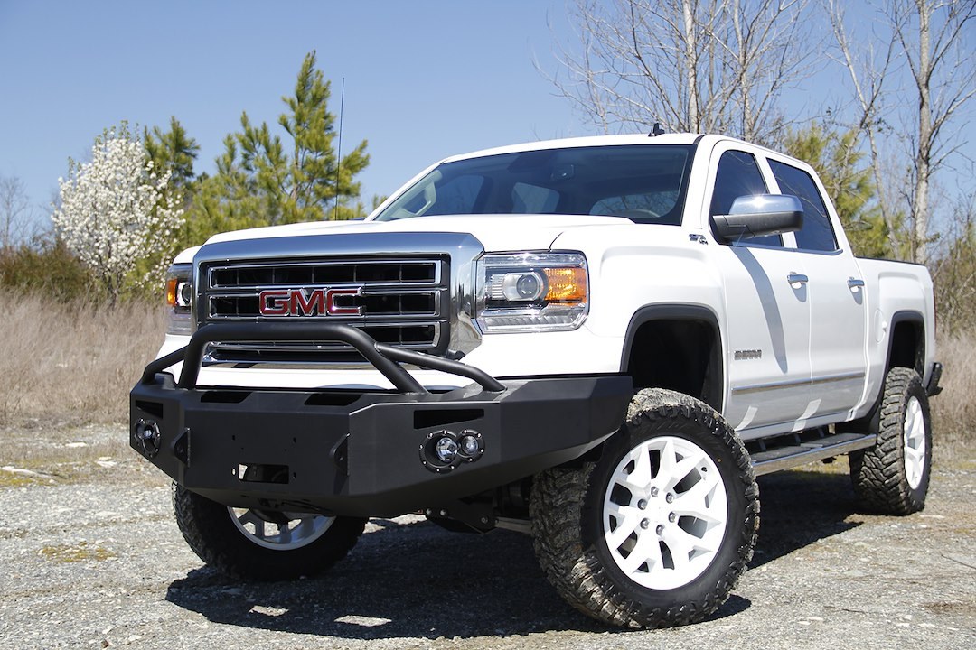 Fab Fours Bumper, Premium, One Piece Design, Mounting Hardware Included, With Pre-Runner Guard, With Internal Winch Mount – GS14-H3152-1