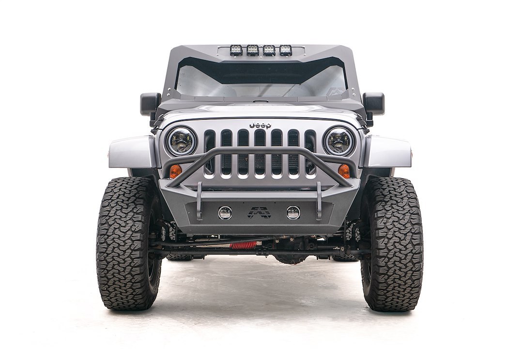 Fab Fours Bumper, Stubby Series, One Piece Design, Mounting Hardware Included, With Pre-Runner Guard, With External Winch Mount – JK07-B1952-1