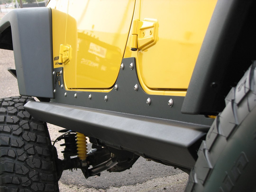 Fab Fours Rocker Panel Guard, Rock Slider, Flat, Painted, Black, Steel – JK07-G1250-1