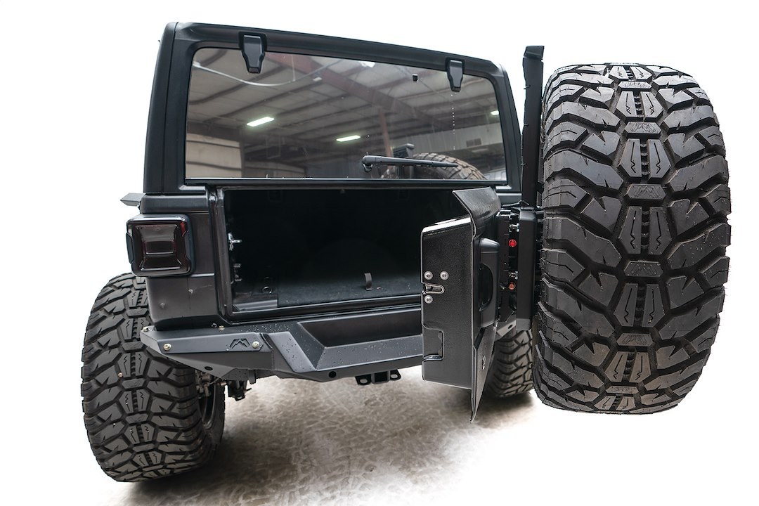 Fab Fours Spare Tire Carrier, Premium, Rear, 40 Inch Tire, Black, Plate Steel, Requires Fab Fours Premium Rear Bumper – JL18-Y1851T-1