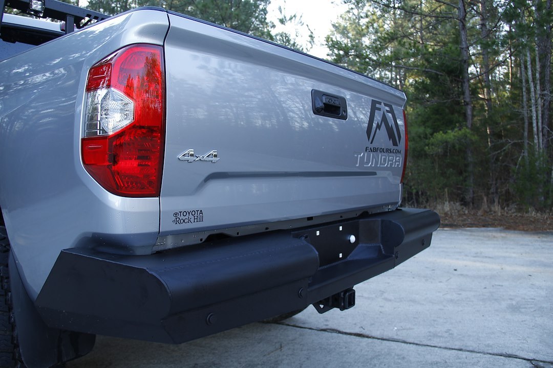 Fab Fours Bumper, Black Steel Elite, One Piece Design, Mounting Hardware Included, Compatible with OEM Receiver Hitch – TT14-U2850-1