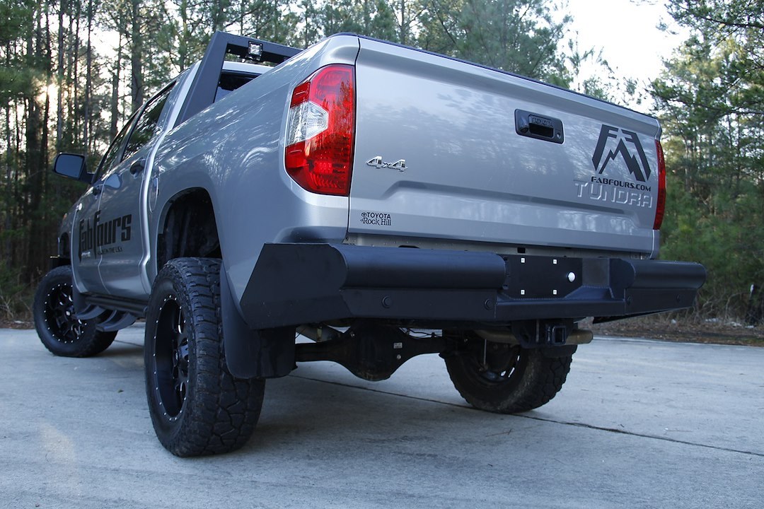 Fab Fours Bumper, Black Steel Elite, One Piece Design, Mounting Hardware Included, Compatible with OEM Receiver Hitch – TT14-U2850-1