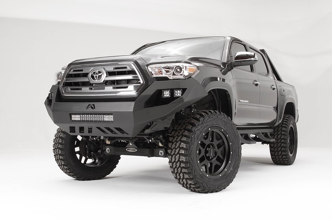 Fab Fours Bumper, Vengeance, One Piece Design, Mounting Hardware Included, Without Grille Guard, Without Winch Mount, Without Tow Hooks – TT16-D3651-1