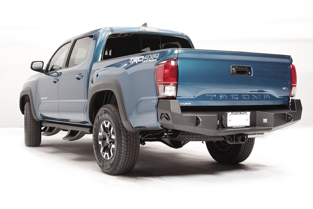 Fab Fours Bumper, Premium, One Piece Design, Mounting Hardware Included, With D-Ring Mounts, Ties Into OEM Receiver Hitch – TT16-W3650-1