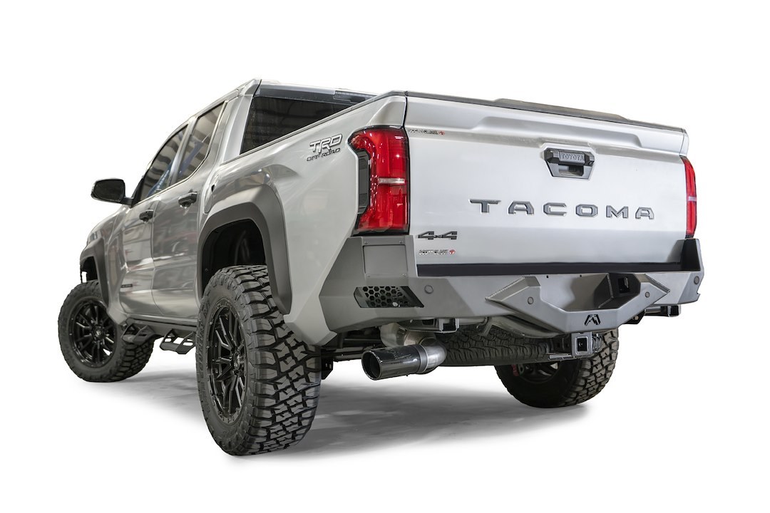 Fab Fours Bumper, Vengeance, One Piece Design, Compatible with OEM Receiver Hitch, With Two 3 Inch Cube LED Fog Light Cutouts – TT24-E6351-1