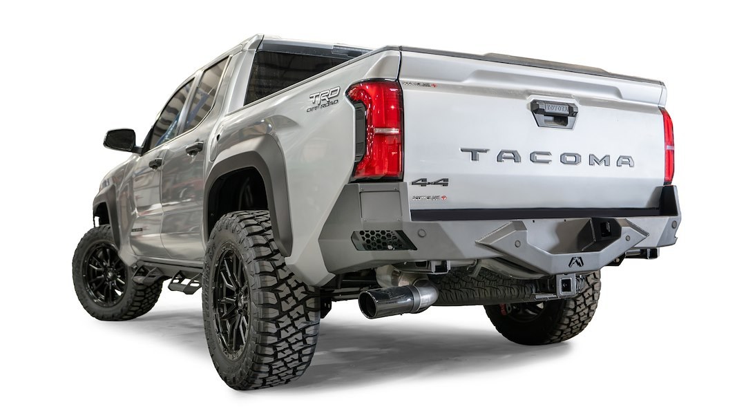 Fab Fours Bumper, Vengeance, One Piece Design, Compatible with OEM Receiver Hitch, With Two 3 Inch Cube LED Fog Light Cutouts – TT24-E6351-1