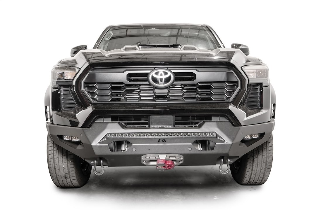 Fab Fours Bumper, Matrix Series, One Piece Design, Mounting Hardware Included, Without Grill Guard – TT24-X6351-1
