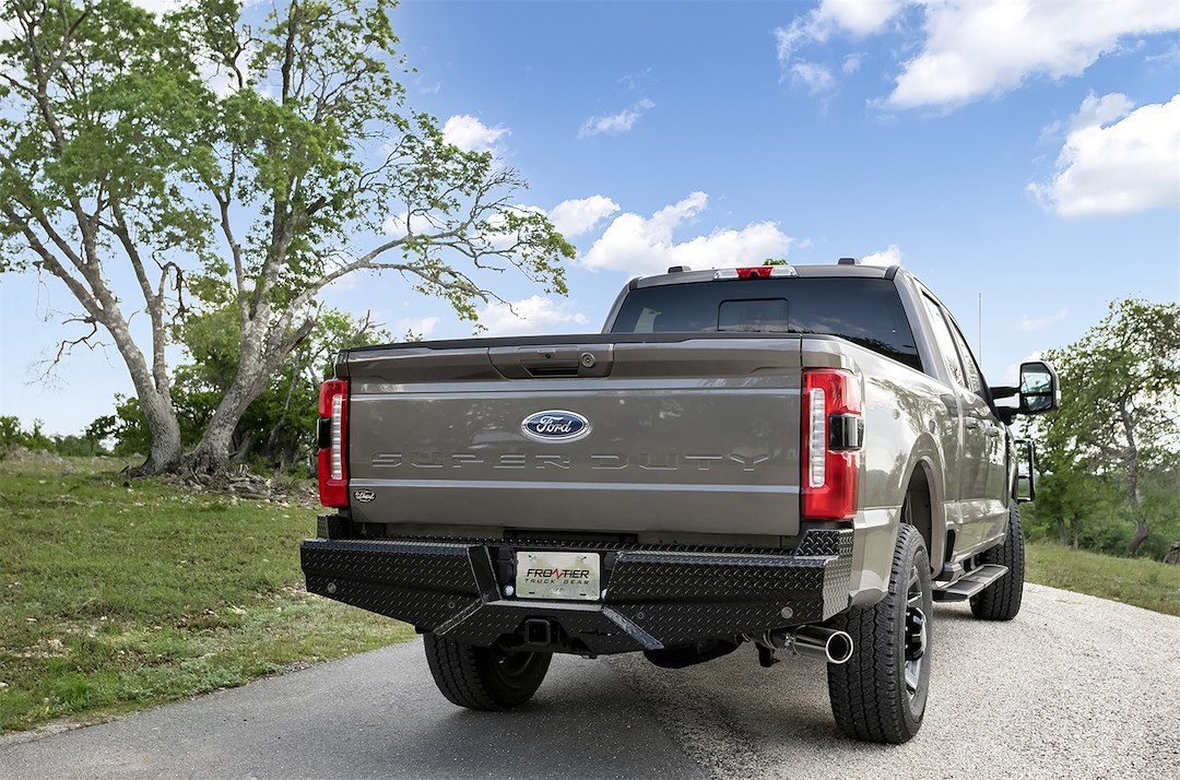Frontier Truck Gear Bumper, Diamond, One Piece Design, Mounting Hardware Included, Compatible with OE Receiver Hitch – 100-11-7008