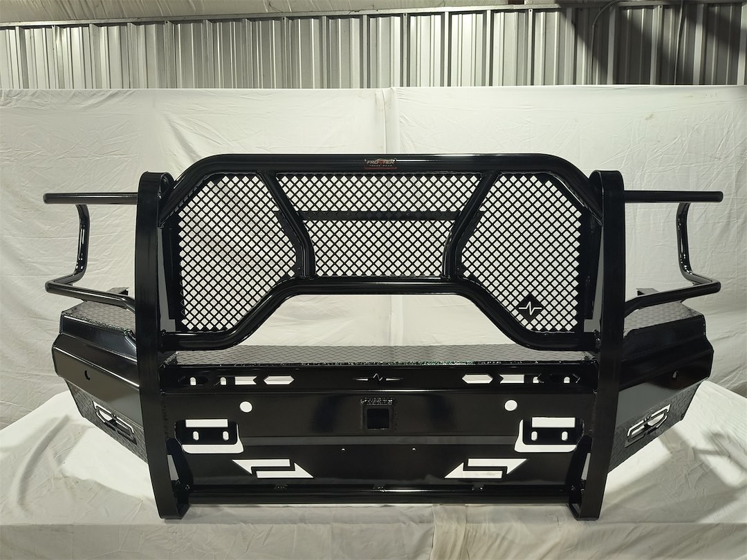 Frontier Truck Gear Bumper, Pro, One Piece Design, Mounting Hardware Included, With Grille Guard, Without Winch Mount – 130-42-5006