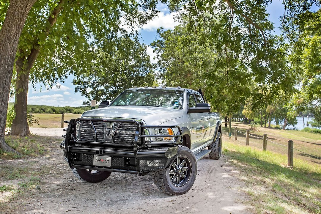Frontier Truck Gear Bumper, Commercial, One Piece Design, Mounting Hardware Included, With Grille Guard, Without Winch Mount – 170-41-0006