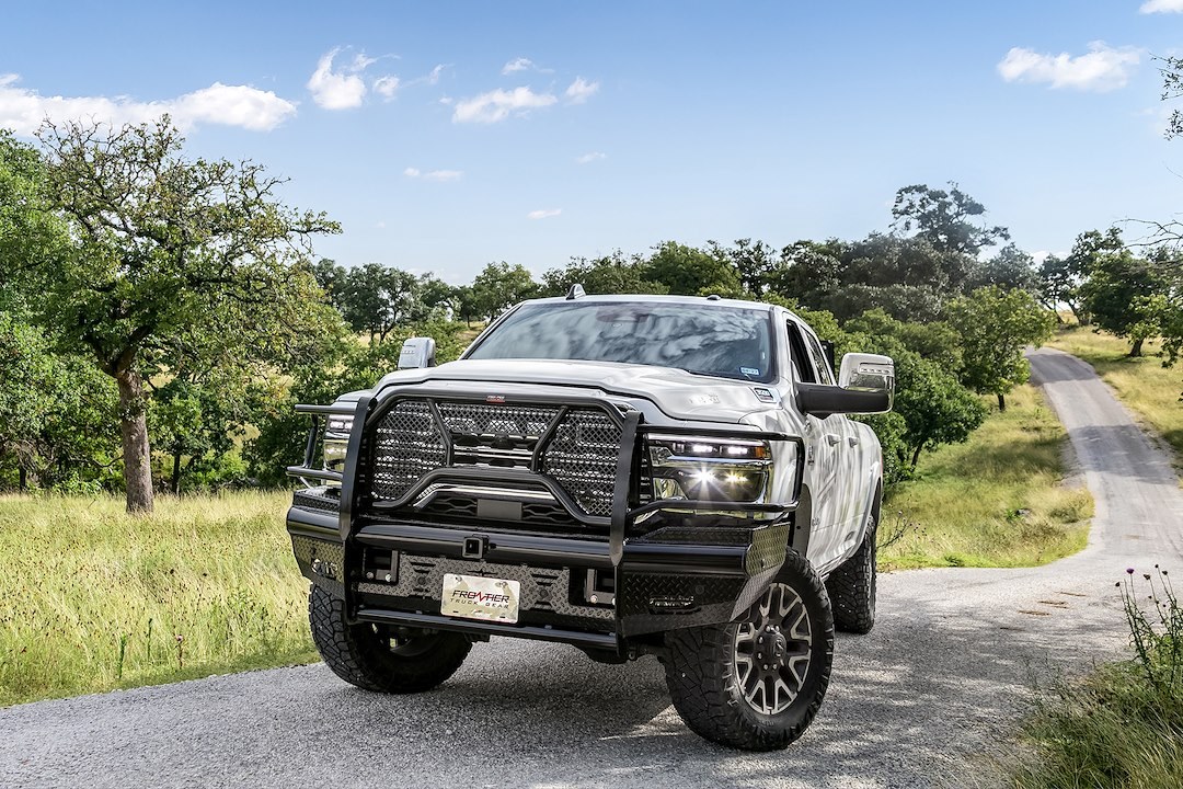 Frontier Truck Gear Bumper, Commercial, One Piece Design, Mounting Hardware Included, With Grille Guard, Without Winch Mount – 170-42-5006