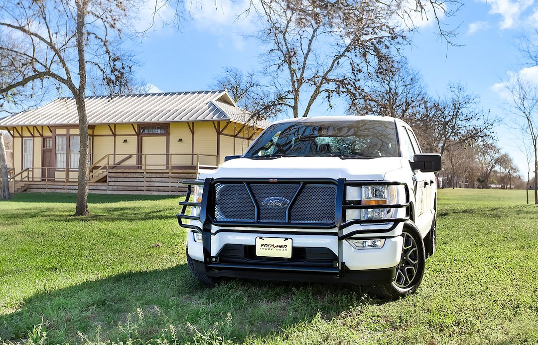 Frontier Truck Gear Grille Guard, Powder Coated, Black, Steel, With Brush Guard, Without Skid Plate, Without Step Plate, With Mount Kit – 200-52-1006