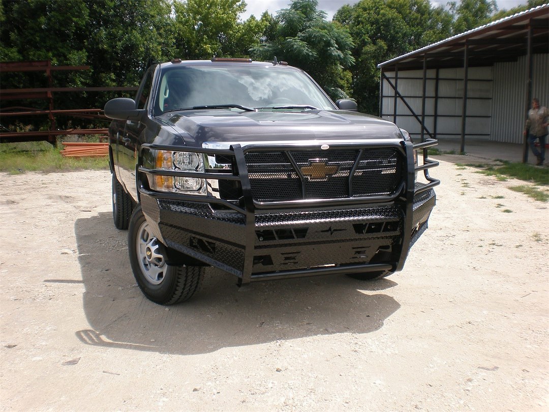 Frontier Truck Gear Bumper, Original, One Piece Design, Mounting Hardware Included, With Grille Guard, Without Winch Mount – 300-21-1005