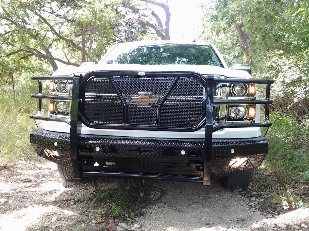 Frontier Truck Gear Bumper, Original, One Piece Design, Mounting Hardware Included, With Grille Guard, Without Winch Mount – 300-21-4009