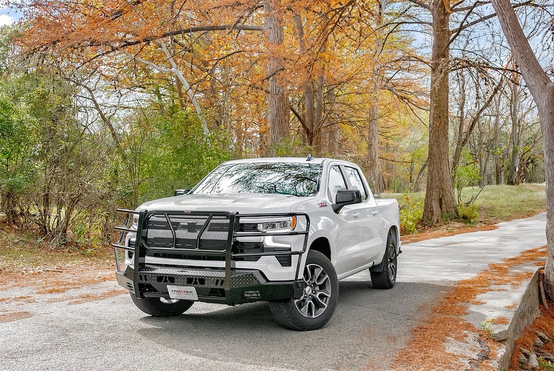 Frontier Truck Gear Bumper, Original, One Piece Design, Mounting Hardware Included, With Grille Guard, Without Winch Mount – 300-22-2011