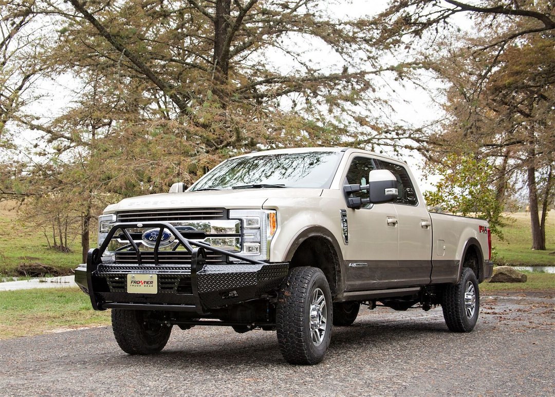 Frontier Truck Gear Bumper, Xtreme, One Piece Design, Mounting Hardware Included, With Bull Bar, With OEM Style Foglight Cutouts – 600-11-7005