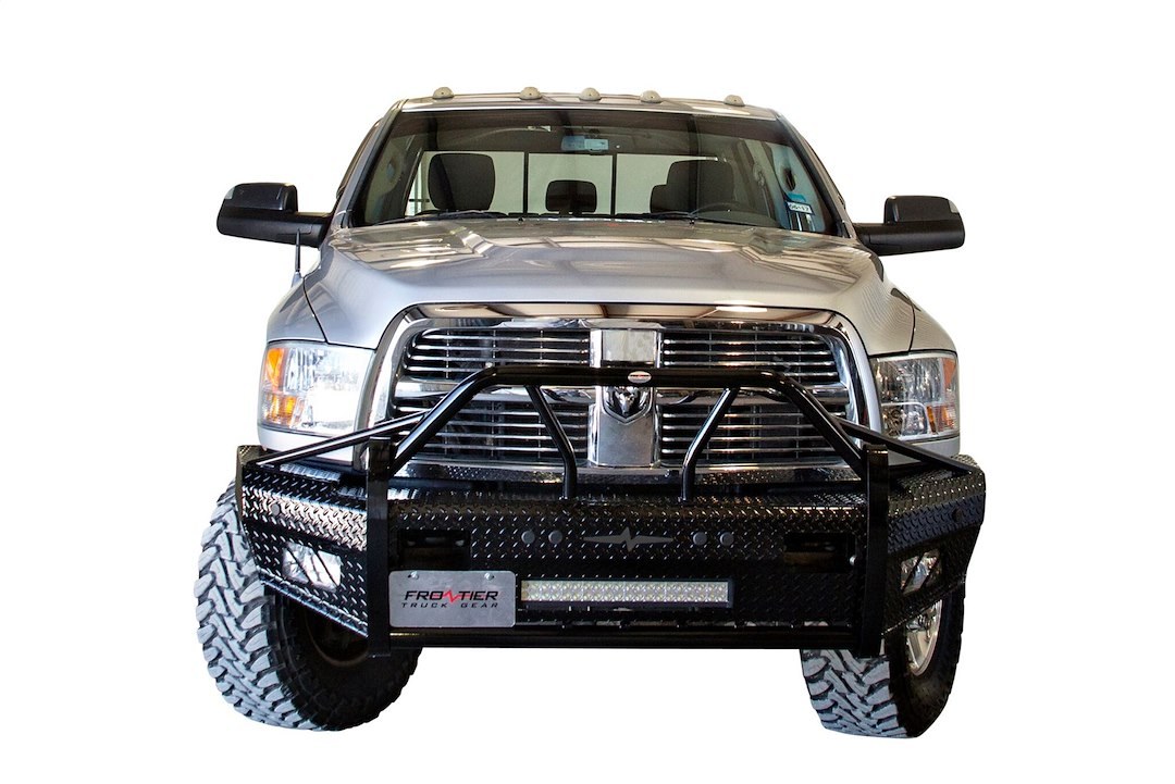 Frontier Truck Gear Bumper, Xtreme, One Piece Design, Mounting Hardware Included, With Bull Bar, With OEM Style Foglight Cutouts – 600-41-0006