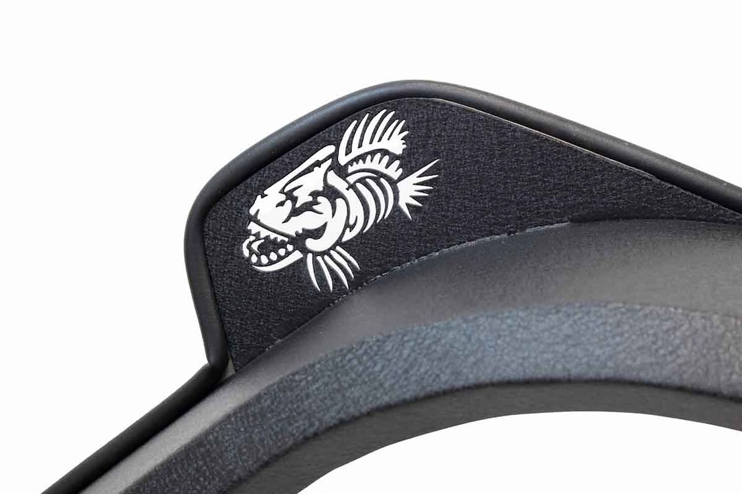 Fishbone Fender Flare, Elite, Bolt-On, Flat High-Rise Style, With Built-IN LED Lights, Without Inner Fender Liners, Powder Coated, Black – FB33455F